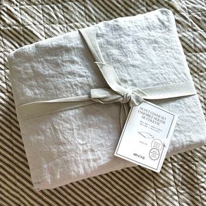 NWT 100% Linen Duvet Cover Set, King Size